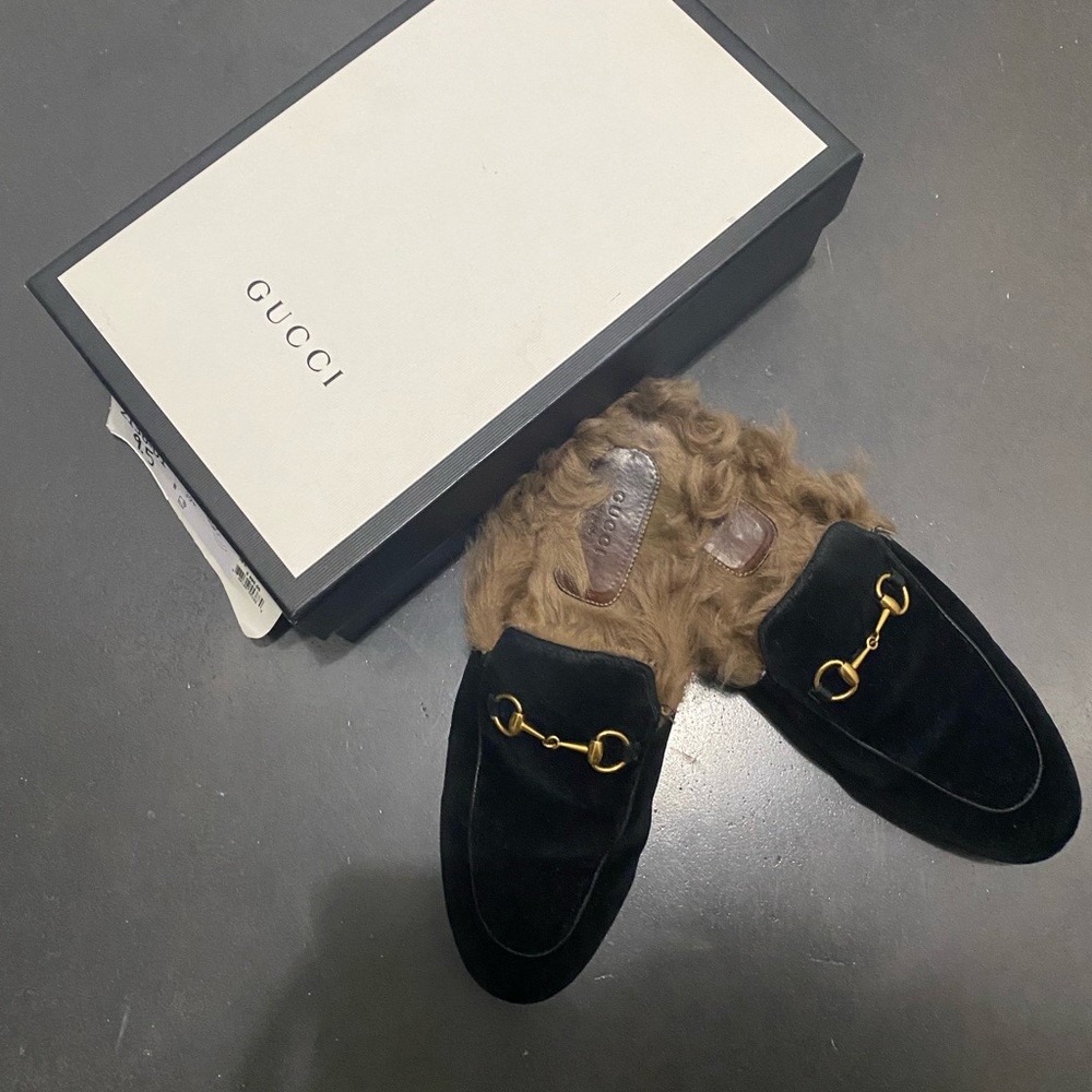Gucci slides